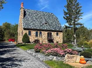 5207 N Shore Dr, Duluth, MN 55804