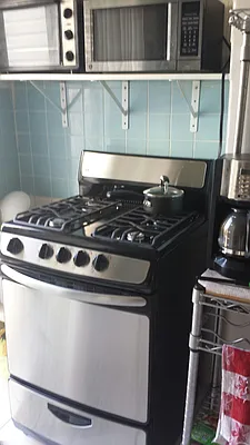 Rented by Astoria Realty | media 26