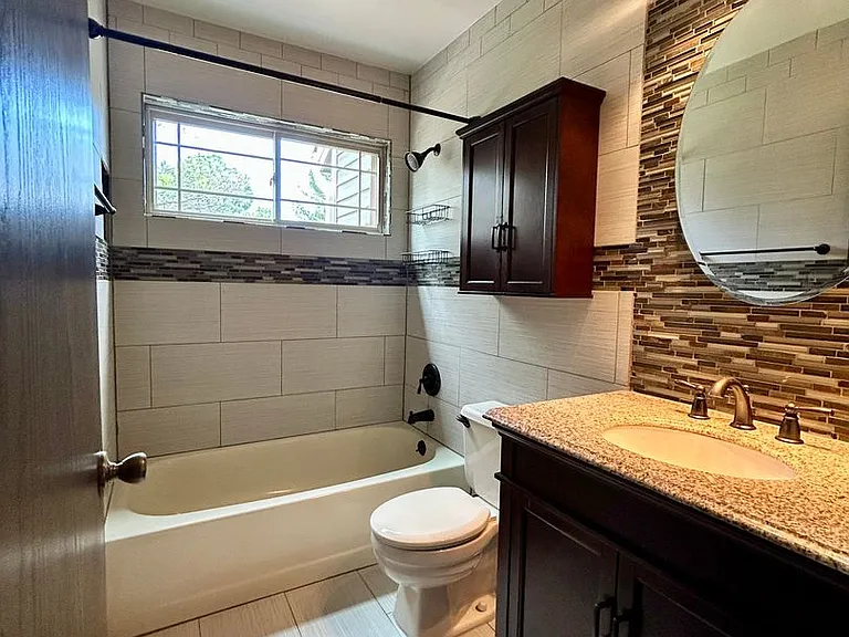4197 Amber St — Photo 11