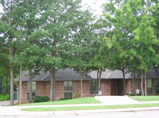2941 Asheton Ct, Edmond, OK 73034