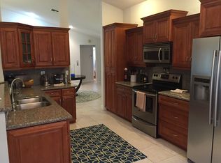 6632 NW 42nd Ave, Coconut Creek, FL 33073