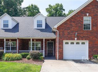 213 Quality Dr, Mount Holly, NC 28120