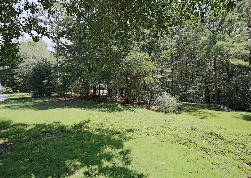 1st image of 204 Rock Creek Pkwy