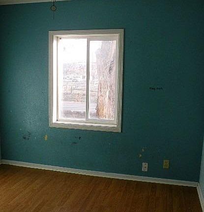 5th image of 1225 NW Harwood Ave