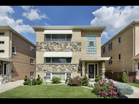 4th image of 4605 N Sayre Ave APT 2