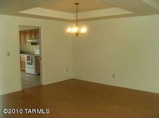5th image of 1421 N Alamo Pl