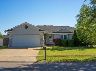 2825 Ruth Fitzgerald Dr, Plainfield, IL 60586