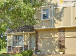 9534 W 78th St, Overland Park, KS 66204