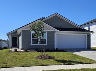 95 Orchard St, Lillington, NC 27546