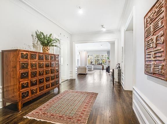 4th image of 2350 N Lincoln Park W APT 1N