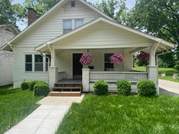 403 N College Ave