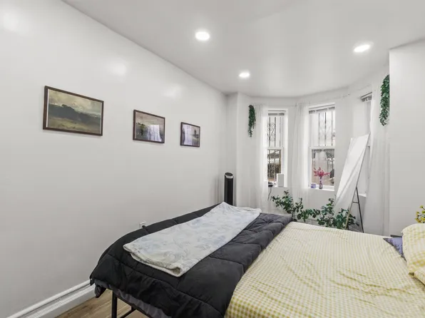 477 Mercer Street image 15 of 35