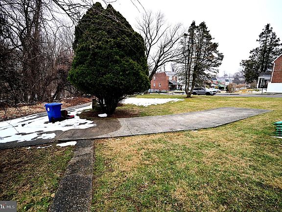 4th image of 3700 Flowerton Rd