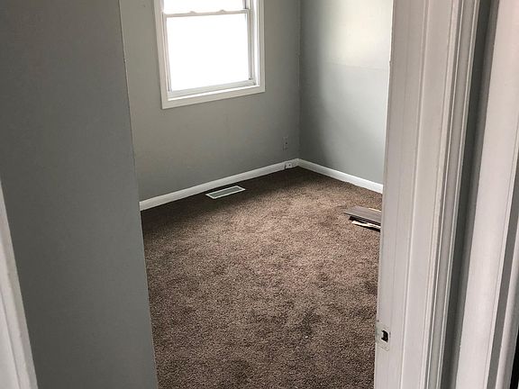 3rd image of 1057 E South St