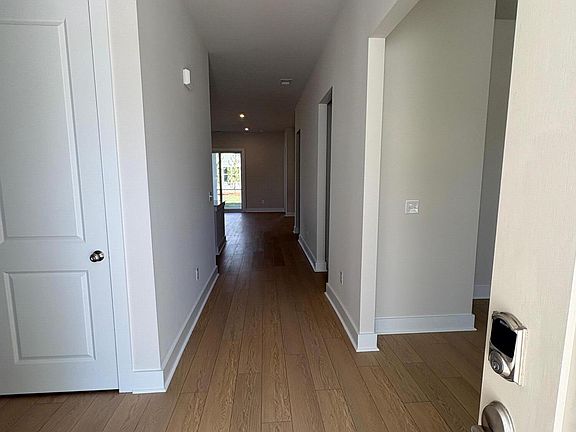 5th image of 2024 Oakton Drive #15