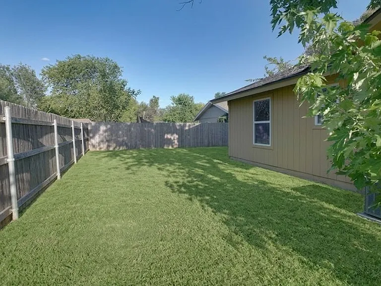 1206 Westcott Dr — Photo 19