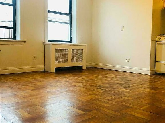 3rd image of 23-84 26th St #3M