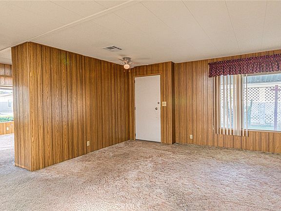 4th image of 1255 W Johnston Ave