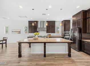 1076 E KENSINGTON Road, Gilbert, AZ 85297