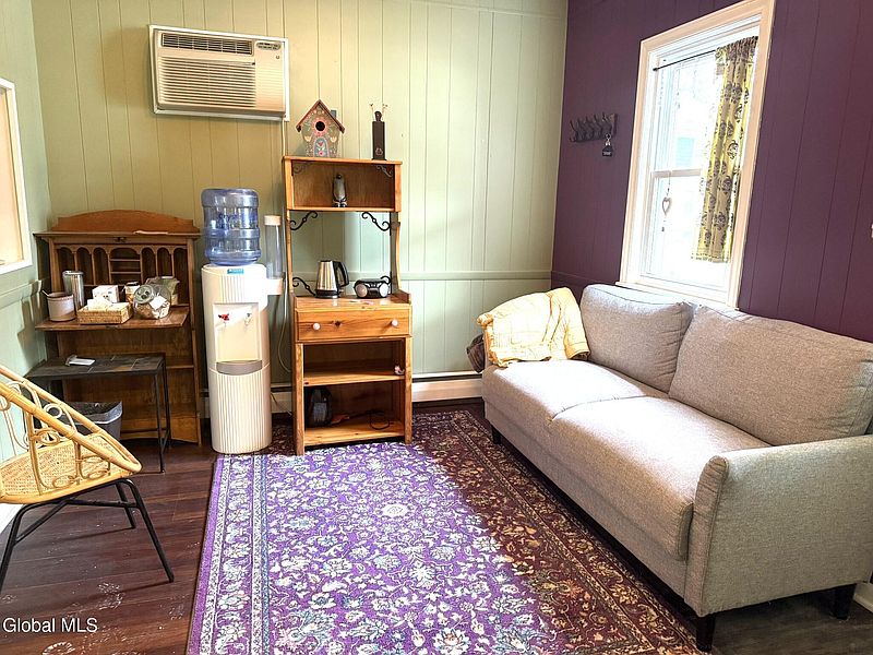 5th image of 105 Beechwood Road