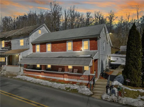 2525 Welshtown Rd, Slatington, PA 18080