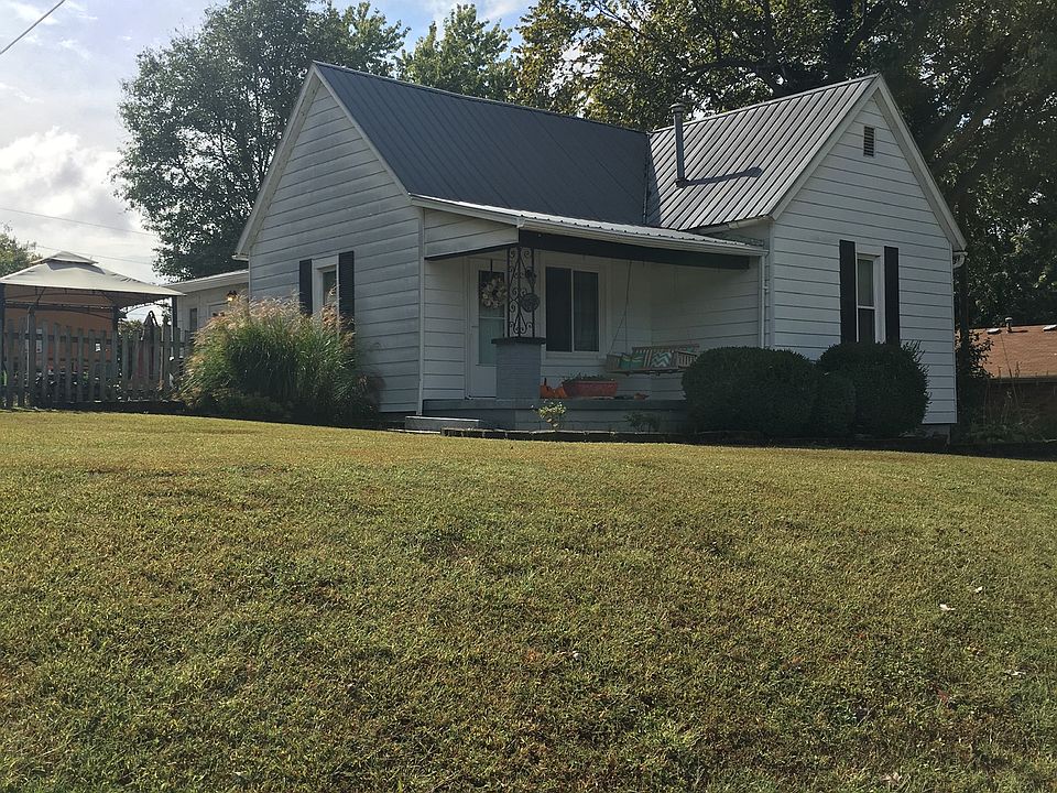 1st image of 2628 Holloway Ln