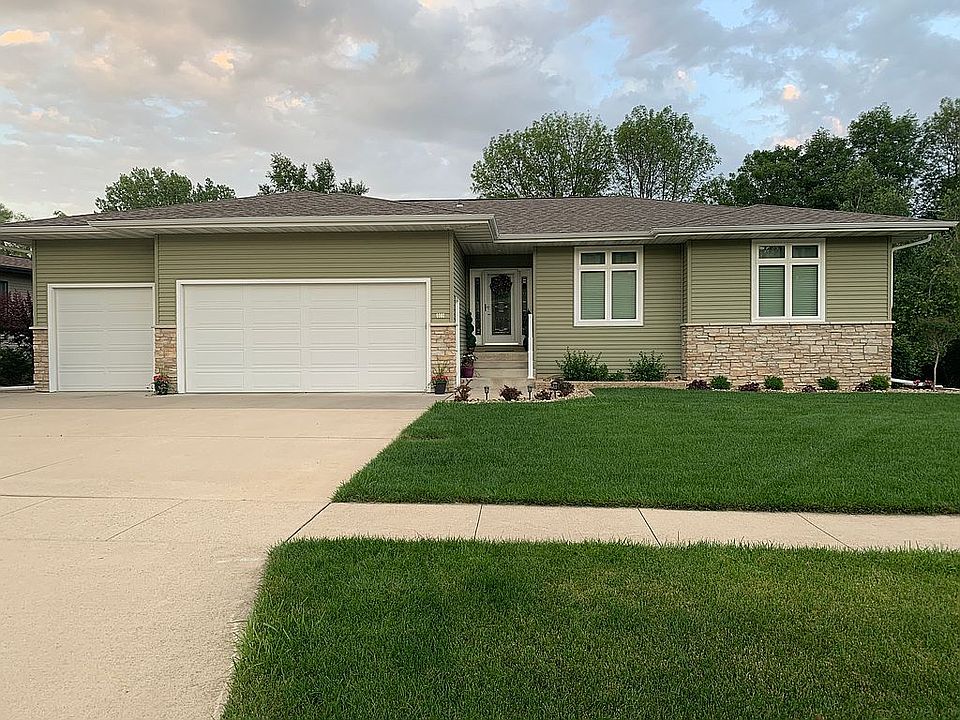 1st image of 4008 Wedgewood Dr