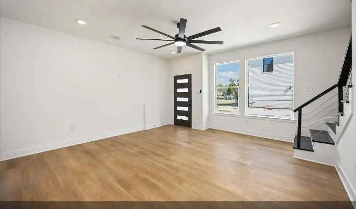 4501 Newberry St #A — Photo 2