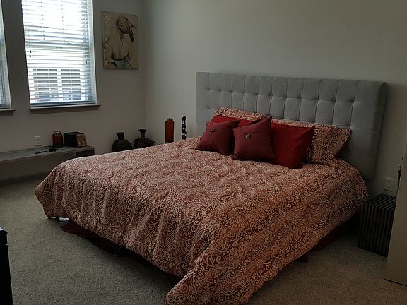 3rd image of 600 Washington St APT 1110