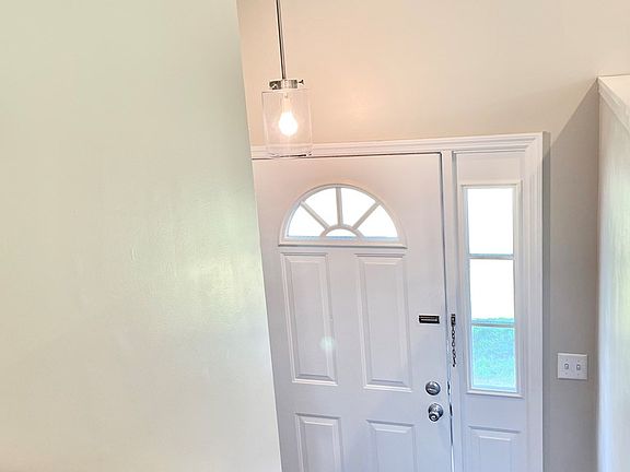 2nd image of 3981 McArthur Rd