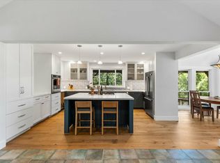 1575 Foxridge Rd, Geyserville, CA 95441