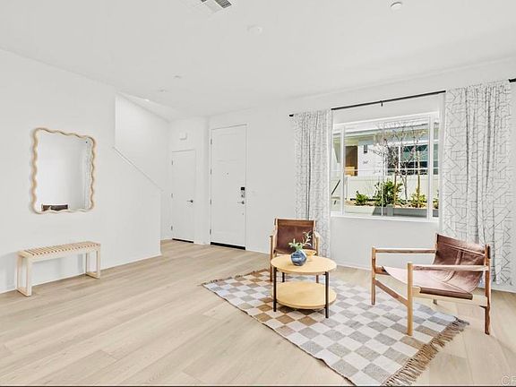 3rd image of 348 Sweet Pl