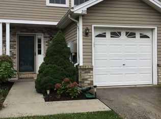 209 Autumn Woods Ct, Dillsburg, PA 17019