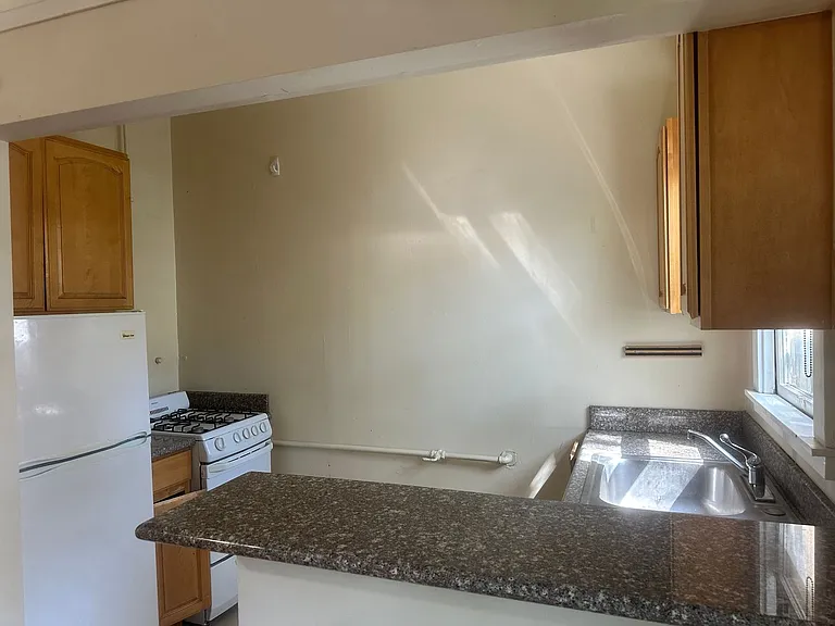 5&12 Residential Properties — Photo 14