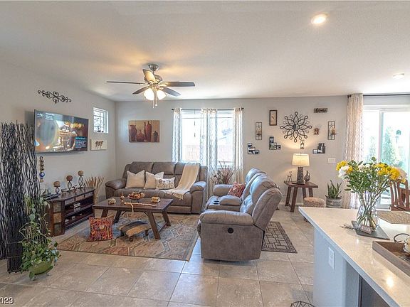 5th image of 4522 Cradle Cliff St