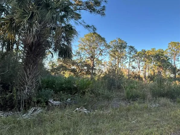 1945 Roderick LN, LEHIGH ACRES, FL 33972