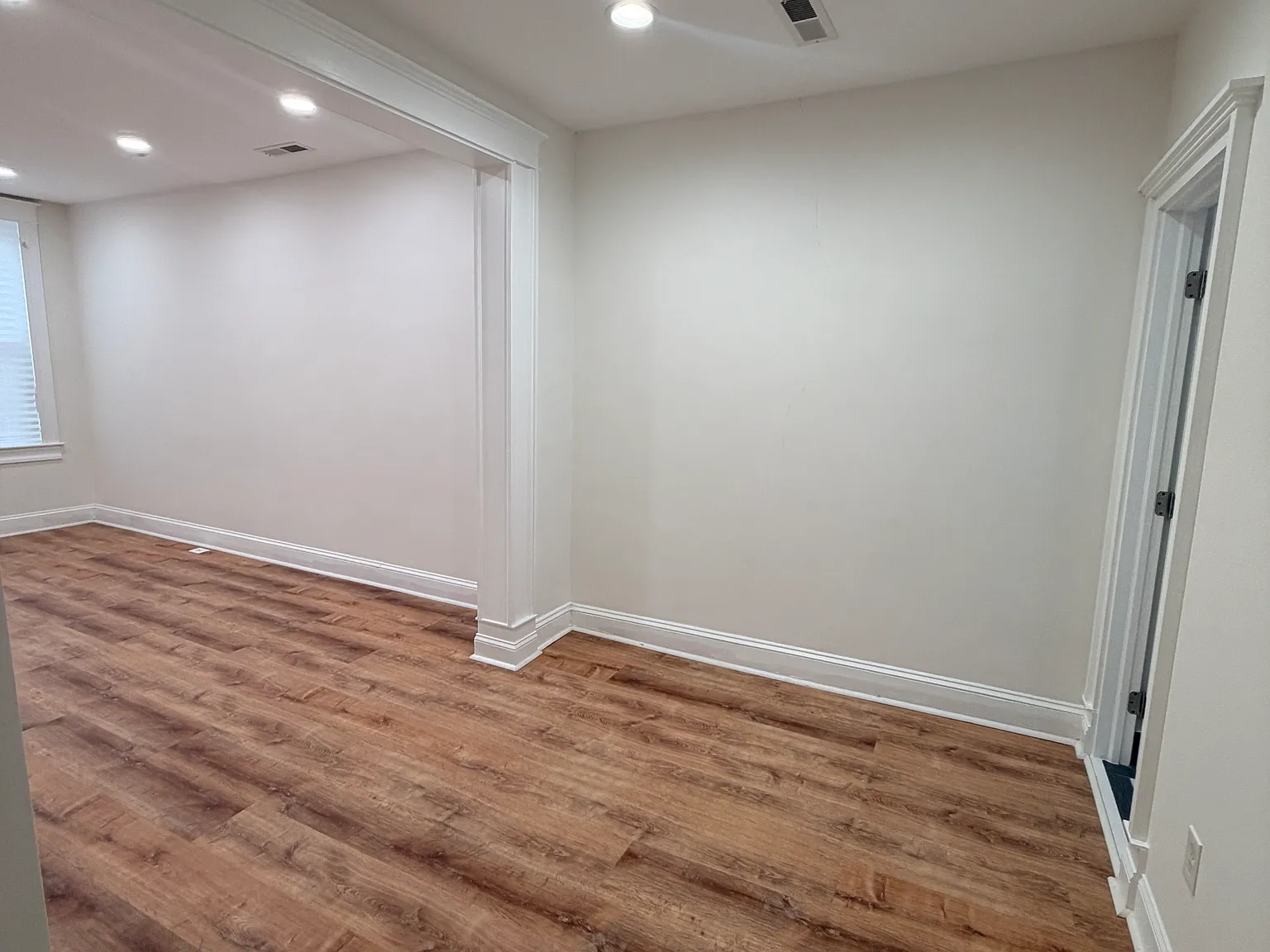 4 bed, 2.5 bath, 2110 sqft, $2,250 — Photo 4