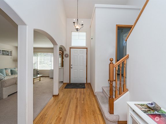 2nd image of 16320 131st Avenue Ct E