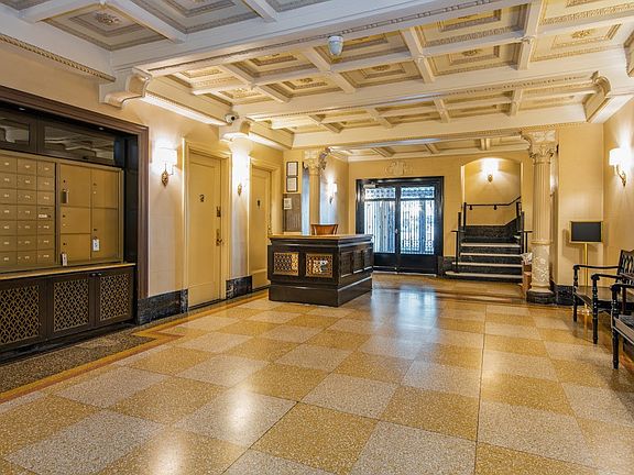 4th image of 200 W 108th St APT 5D