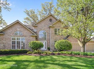 1398 Tall Oaks Dr, Carol Stream, IL 60188
