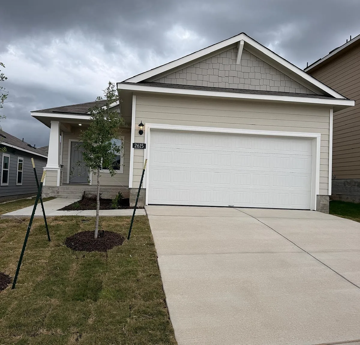 4 bed, 1468 sqft, $2,195 — Photo 1