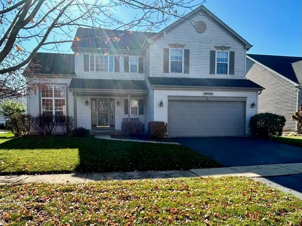 39W505 Newton Sq, Geneva, IL 60134