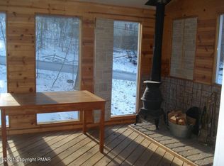 2104 Yorkshire Ct, Bushkill, PA 18324