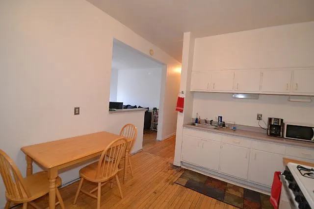 923 Waveland #D3 — Photo 6