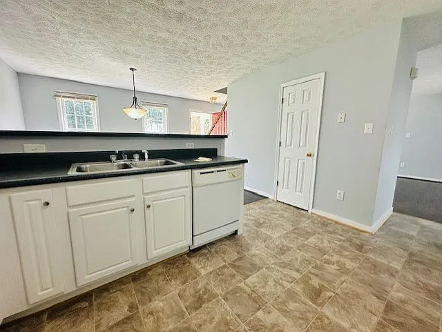 6152 Poppy Seed Ln — Photo 4
