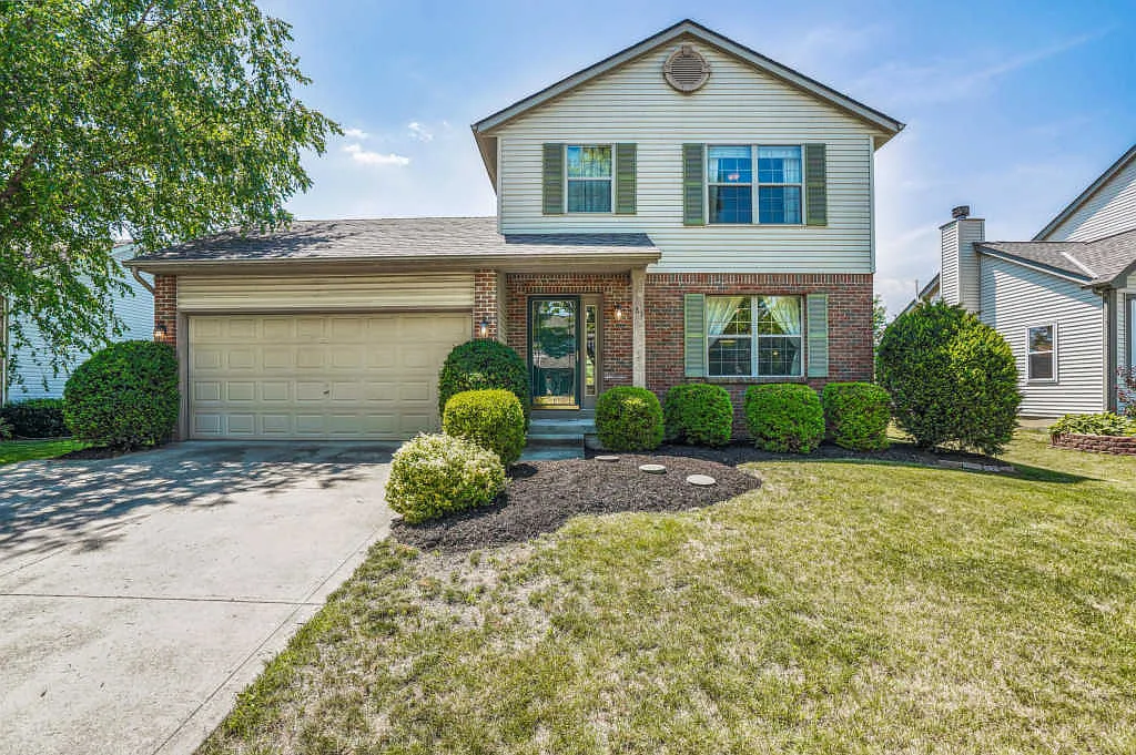 81 Glengary Dr photo 1
