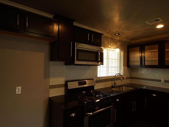 5th image of 413 Winding Ln