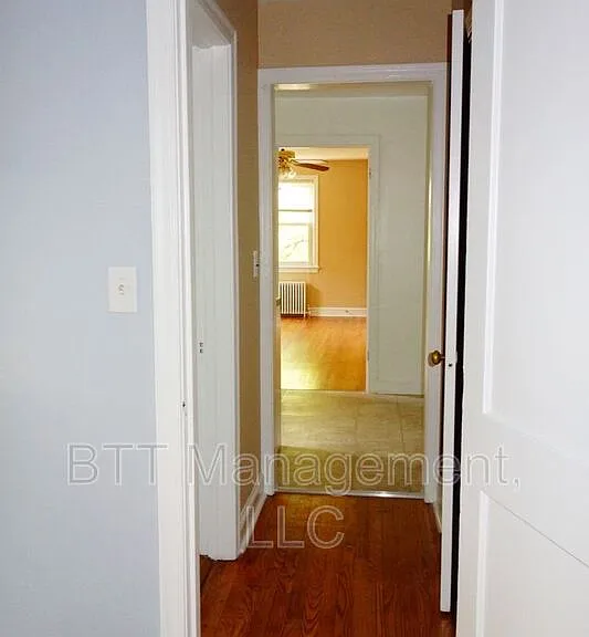 8206 Greenwood Ave #5 — Photo 10