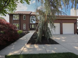 22 Lexington Cir, Marlton, NJ 08053