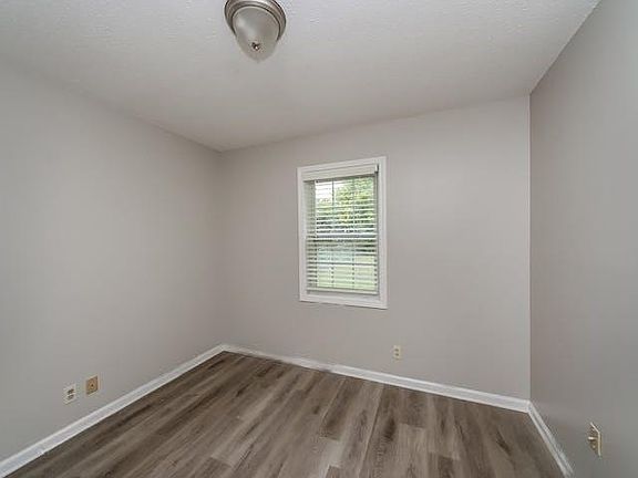 3rd image of 8378 Stonemountine Dr #S-206